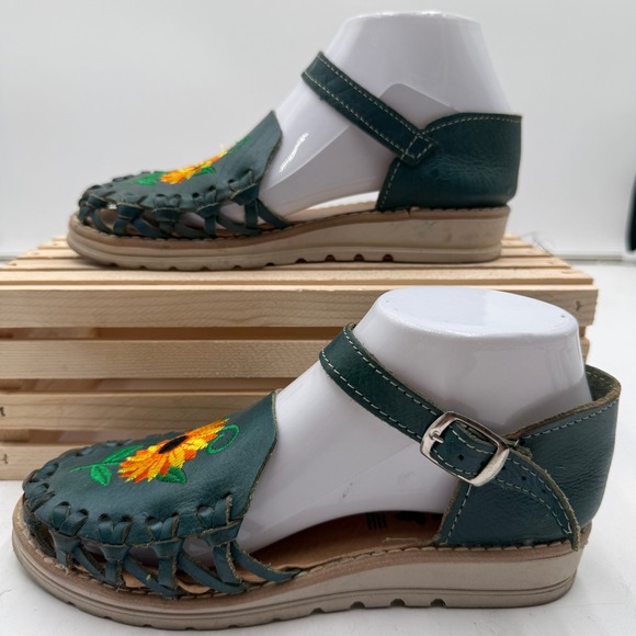 Artesanias Alegat's Shoes - Alegat's Huaraches Mexican Leather Sunflower Embroidered Teal Sandals Women 6